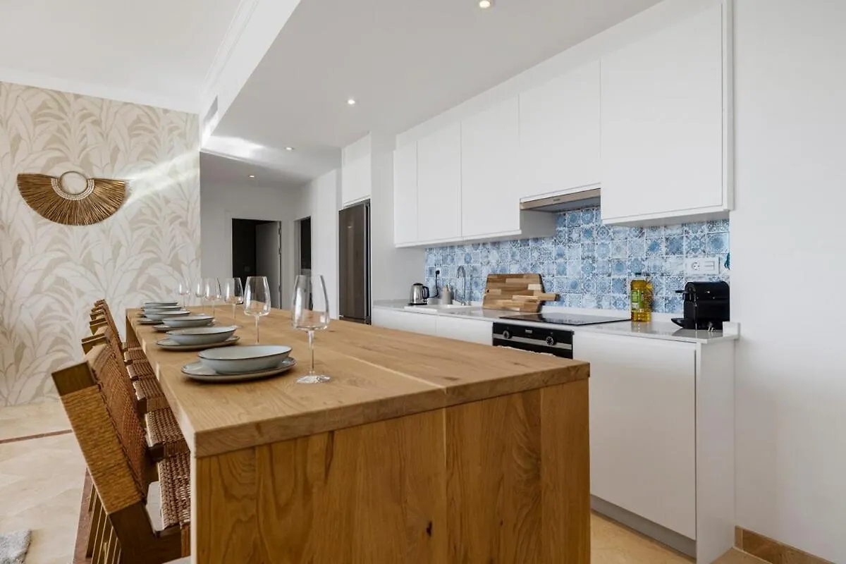 Luxury Family Apartment With Breathtaking Views Marbella Spanyolország