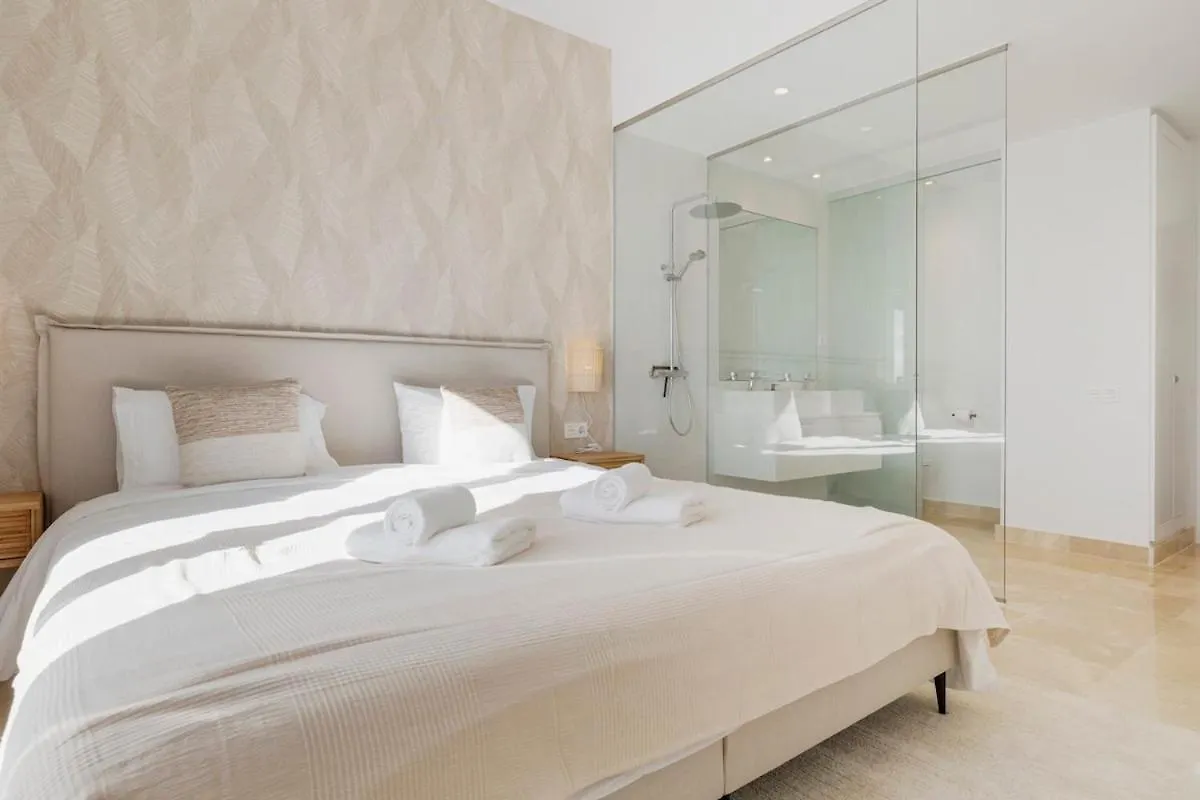 Luxury Family Apartment With Breathtaking Views Marbella