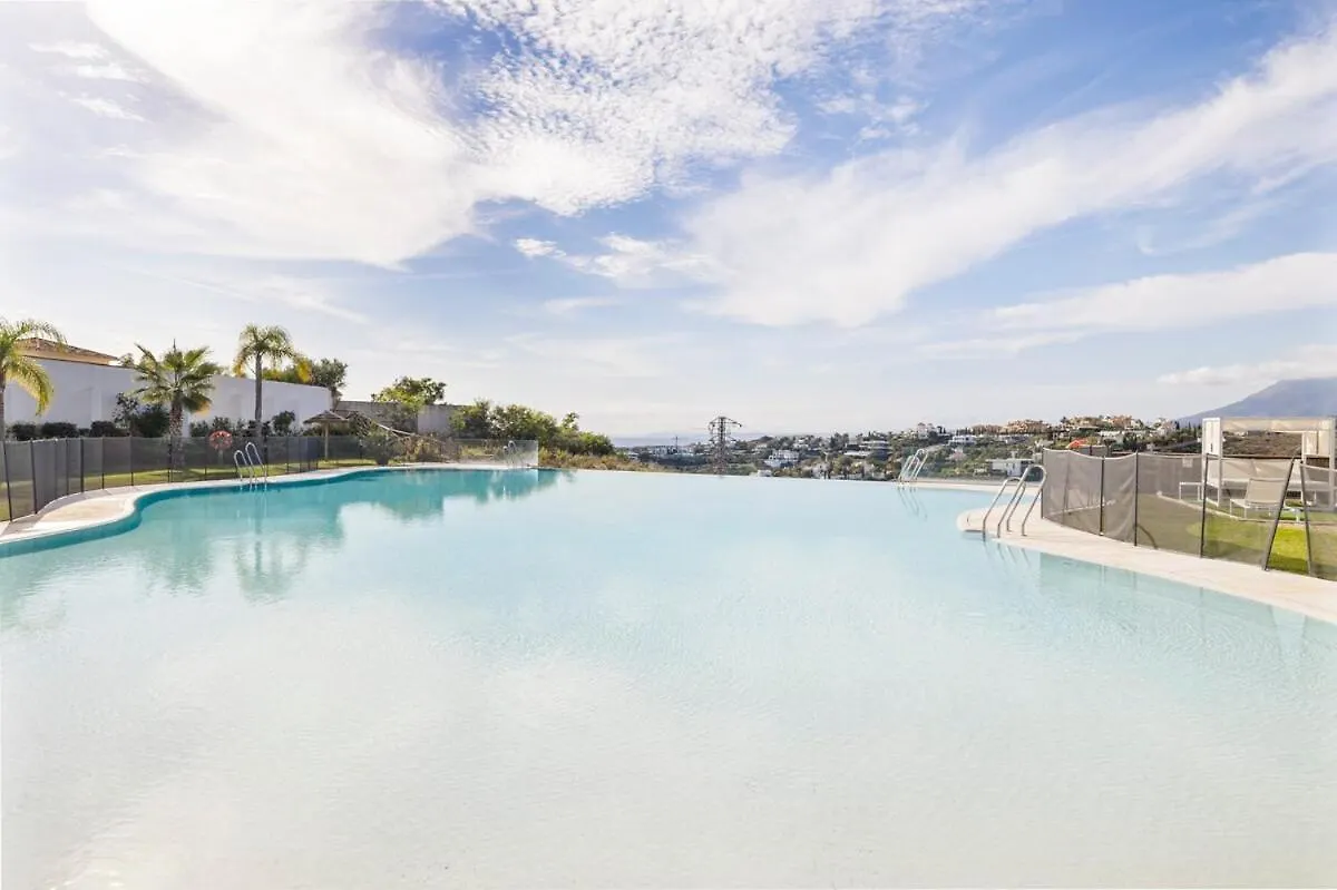 Luxury Family Apartment With Breathtaking Views Marbella