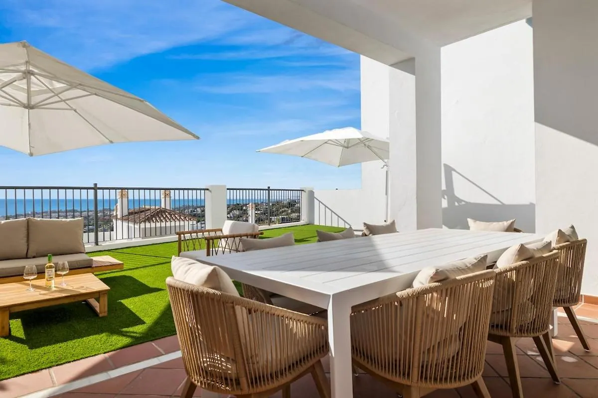 Luxury Family Apartment With Breathtaking Views Marbella